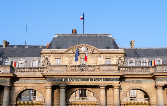 (75) Une exposition pour retracer les 150 ans du Conseil d’État au Palais-Royal
